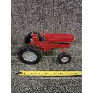 1:16th Scale International Tractor By Ertl